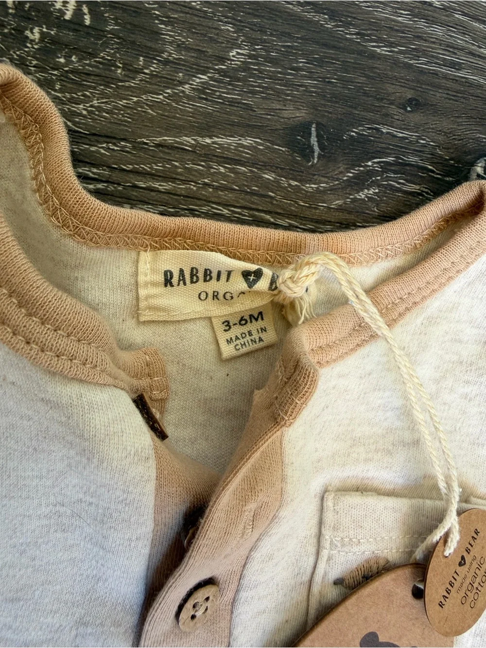 Rabbit & Bear Organic Cotton Baby Bodysuit - Cream with Mint Pocket Accent
